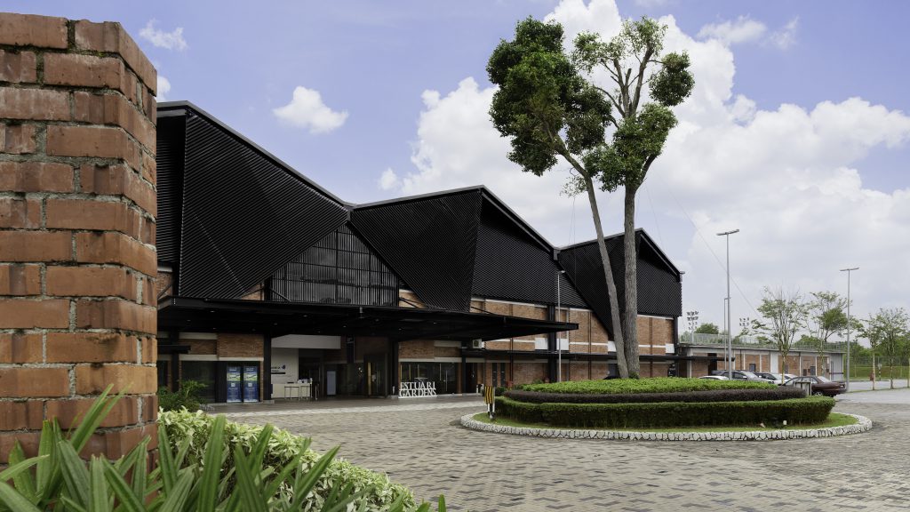 Estuari Sports Centre